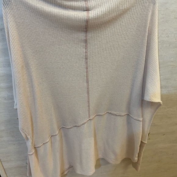 We The Free Londontown Thermal Moonstone Beige Off-the-Shoulder Sweater - Picture 4 of 7